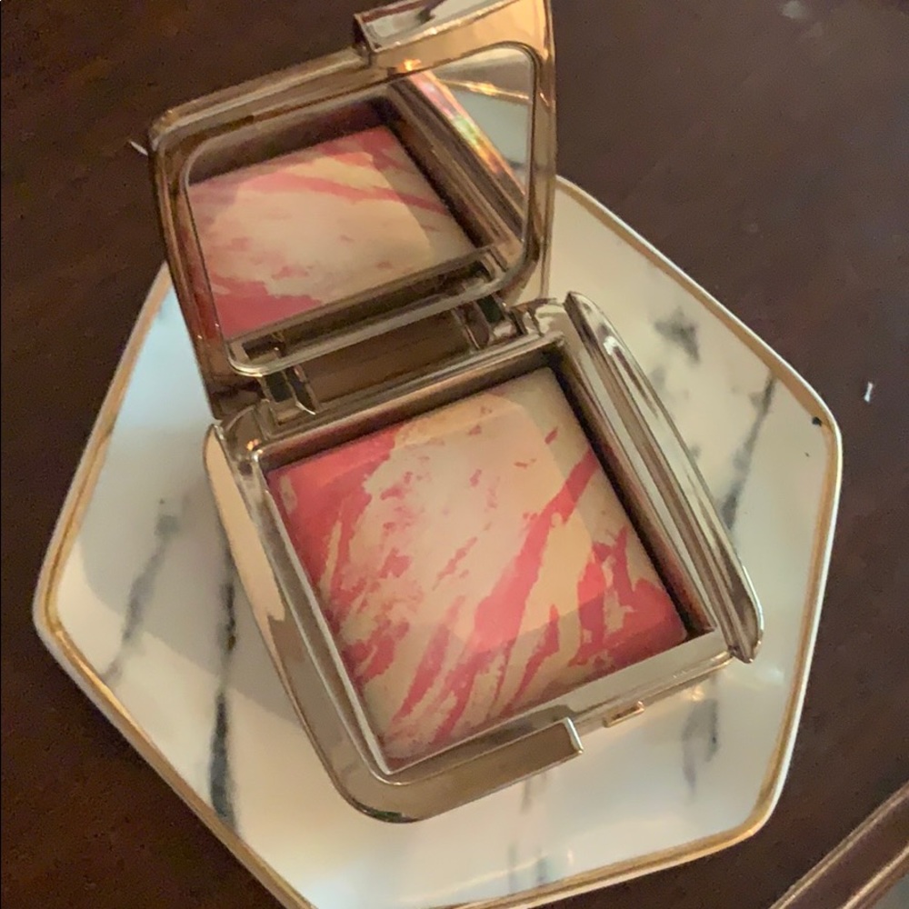 Hourglass Ambient Lighting Blush, Diffused Heat